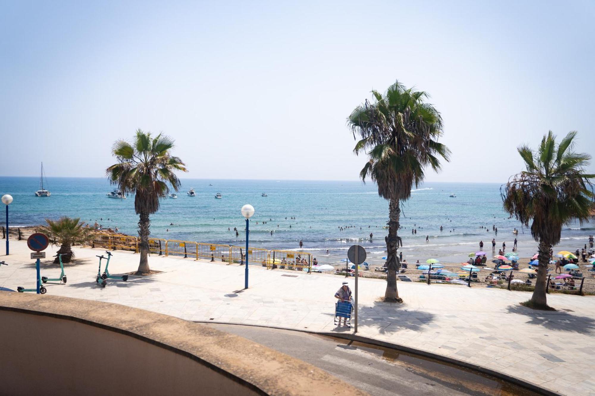 Frontline Beach Villa Orihuela Exterior foto